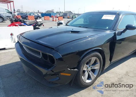 2012 Dodge Challenger Sxt z USA, uszkodzony, nr VIN 2C3CDYAG3CH186696